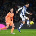 Frenkie de Jong mieri na rozhodcu po porážke Realu Sociedad