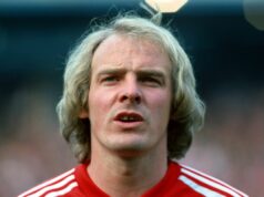 Futbalová ikona Terry Yorath zomrel vo veku 75 rokov, keď bola dcéra Gabby Logan nútená opustiť MOTD | Futbal | Šport Futbalová ikona Terry Yorath zomrel vo veku 75 rokov, keď bola dcéra Gabby Logan nútená opustiť MOTD | Futbal | Šport