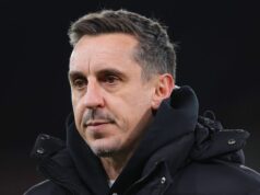 Gary Neville priťahuje stovky sťažností po kontroverznom komentári naživo na Sky Sports | Futbal | Šport Gary Neville priťahuje stovky sťažností po kontroverznom komentári naživo na Sky Sports | Futbal | Šport