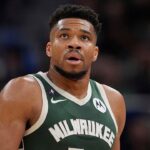 Giannis Antetokounmpo je údajne otvorený novému domovu NBA, keď Bucks zvažuje ponuky