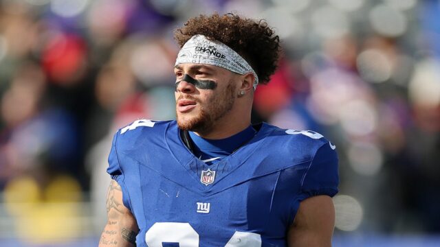 Giants tight end navštevuje zápas Knicks napriek tomu, že ho Giants tight end navštevuje zápas Knicks napriek tomu, že ho vylúčila choroba