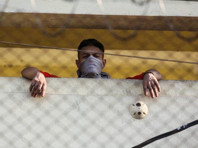 Guatemalskí väzni berú robotníkov ako rukojemníkov pri nepokojoch v troch Guatemalskí väzni berú robotníkov ako rukojemníkov pri nepokojoch v troch zariadeniach | Správy z väzenia