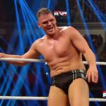 Gunther využíva WWE RAW; zápas nekončí