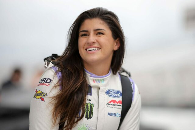 Hailie Deegan potvrdzuje podpis novej zmluvy na rok 2026 po tom, čo si podmanila Indy NXT
