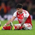 Piero Hincapie sa zranil počas zápasu Arsenal vs Liverpool