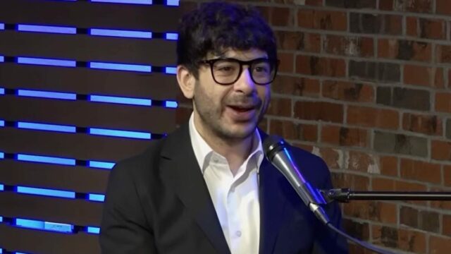 Hviezda AEW žiada Tonyho Khana, aby ukončil veľkú alianciu: "Privádza ma to do šialenstva"
