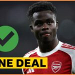 Hviezda Arsenalu Bukayo Saka sa dohodla na novej zmluve