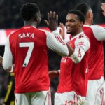 Hviezda Chelsea oslavovaná ako „najlepšia na svete“, „lepšia“ ako výnimočná hráčka Arsenalu, ktorú Scholes považuje za „neuveriteľnú“