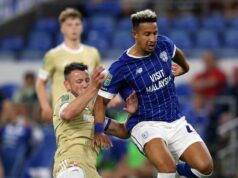 Hviezda EFL bola zakázaná na SEDEM zápasov za to, že sa počas hry dotýkala súperových súkromných partií Mesto Swindon