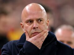 Hviezda Liverpoolu je „ochotná akceptovať zníženie platov“, aby si vynútila odchod, keďže Reds čelia dileme | Futbal | Šport Hviezda Liverpoolu je „ochotná akceptovať zníženie platov“, aby si vynútila odchod, keďže Reds čelia dileme | Futbal | Šport