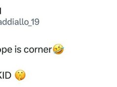 Hviezda Man United Amad Diallo sa vysmieva Arsenalu, ktorého „jedinou nádejou sú rohy“ po tom, čo muži Michaela Carricka pokorili lídrov Premier League a nastavili alarm pre Patricka Vieiru. Amad Diallo z Manchestru United si v Arsenale robil srandu a naznačil, že ich „jediná nádej (skórovať)“ je z rohov.