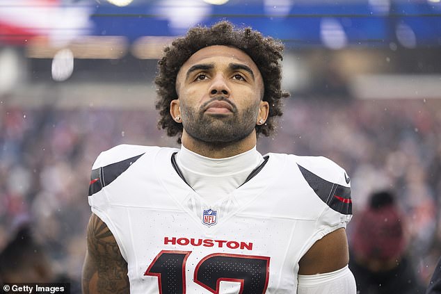 Hviezda NFL hecovala krutými posmeškami Charlieho Kirka len niekoľko dní Wire receiver Houston Texans Christian Kirk bol minulú nedeľu hecovaný fanúšikmi Patriots