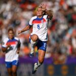 Stredopoliarka levíc Georgia Stanwayová opustí Bayern Mníchov na konci sezóny, keď jej vyprší zmluva, klub potvrdil