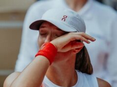 Iga Swiatek je viditeľne v slzách napriek tomu, že na United Cupe porazil súpera Download app from appStore