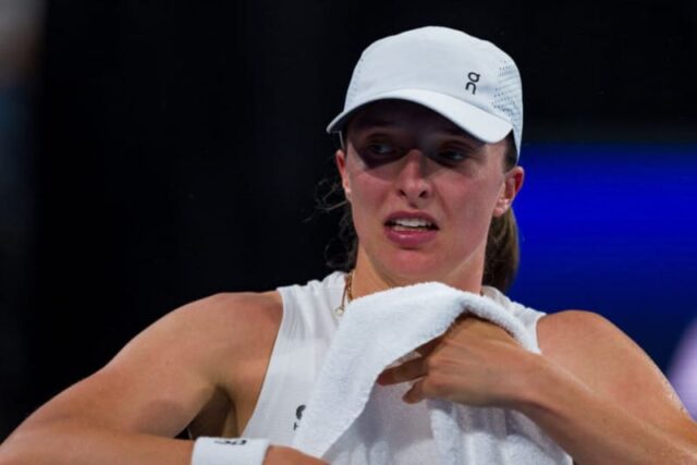 Iga Swiatek reaguje na správy o odstúpení Naomi Osaka z Foto Robert Prange/Getty Images