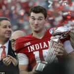 Mendoza je držiteľom Leishman Trophy po porážke Alabama Crimson Tide v Pasadene