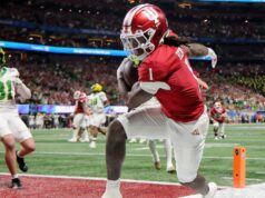 Indiana porazila Oregon 56:22, dosiahla prvý zápas národného šampionátu Indiana porazila Oregon 56:22, dosiahla prvý zápas národného šampionátu