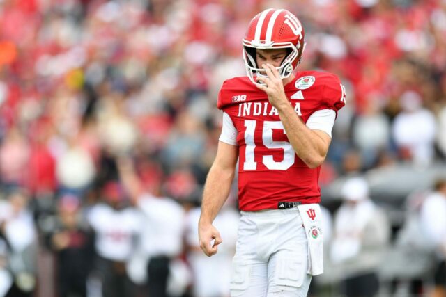 Indiana vs. Oregon predpokladaná štartovacia zostava a hĺbková tabuľka pre logo pochodového šialenstva