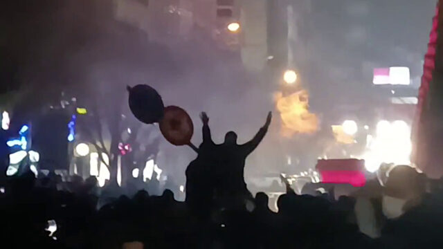 Irán prerušil internet, pretože demonštranti plánujú ďalšie zhromaždenia | Protesty
