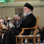 Iránsky najvyšší vodca Alí Chameneí obviňuje Trumpa zo smrteľných protestov | Protesty