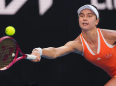 Iva Jovic využíva rady od Novaka Djokoviča, aby rozčúlila Jasmine Paoliniovú na Australian Open Download app from appStore