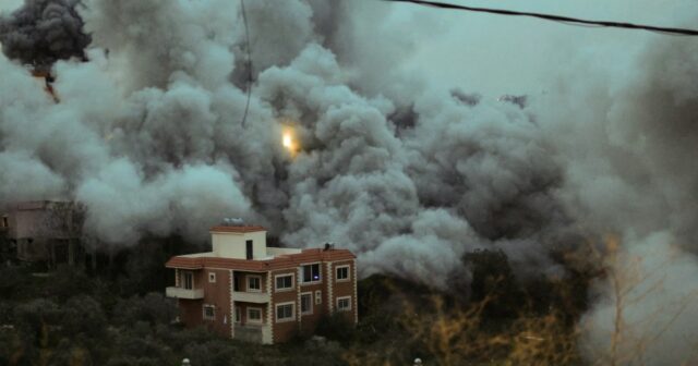 Izrael bombarduje štyri sýrsko-libanonské hraničné priechody; zabil 2 v južnom Izrael bombarduje štyri sýrsko-libanonské hraničné priechody; zabil 2 v južnom Libanone | Izrael útočí na Libanon News