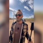 Izraelský TikToker útočí na aktivistov na okupovanom Západnom brehu Jordánu | Newsfeed