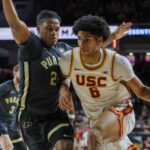 Jacob Cofie a USC zaostávajú za prehrou s Purduem