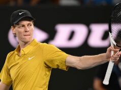 Jannik Sinner sa po tepelnej prestávke snaží uniknúť rozrušeniu na Australian Open Jannik Sinner sa po tepelnej prestávke snaží uniknúť rozrušeniu na Australian Open