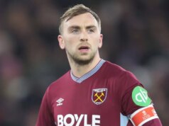 Jarrod Bowen odovzdal West Ham požiadavku na prestup – aj keď Hammers zostúpi Kapitán West Ham United Jarrod Bowen