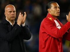 Je Liverpool vs Leeds v televízii? Kanál, živé vysielanie a nezvyčajný čas začiatku Arne Slot a Virgil van Dijk
