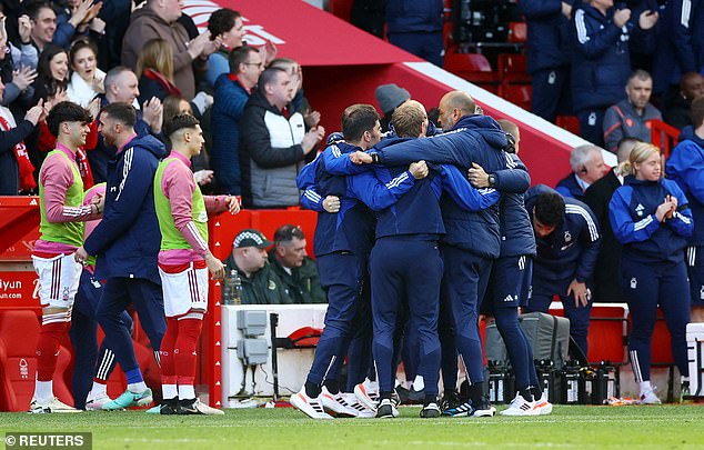 Je tu tajná ingrediencia, ktorú Nuno Espirito Santo už vo Keď Nuno dosiahol úspech v anglickom futbale, ako napríklad v minulej sezóne v Nottingham Forest, mohol sa oprieť o skupinu kľúčových poradcov, ktorým úplne dôveruje.