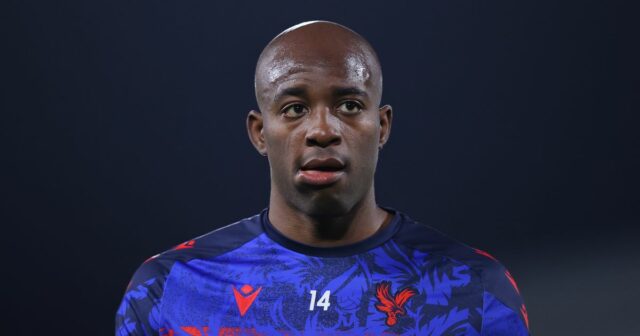 Jean-Philippe Mateta prestúpil najnovšie, keď Oliver Glasner potvrdil, že hviezda Jean-Philippe Mateta z Crystal Palace sa prizerá počas predzápasovej rozcvičky