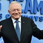 Jerry Jones porovnáva vyhľadávanie koučov Cowboys s poznámkami Trumpa z Venezuely