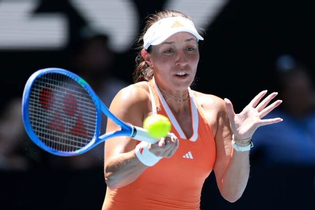 Jessica Pegula vyradila na Australian Open obhajkyňu titulu Madison Keysovú
