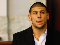 Joe Judge odkazuje na Aarona Hernandeza, keď diskutuje o chaose v koučovaní Ole Miss Joe Judge odkazuje na Aarona Hernandeza, keď diskutuje o chaose v koučovaní Ole Miss