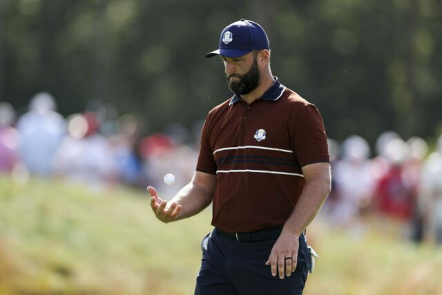 Jon Rahm si spomína, že bol počas Ryder Cupu v Jon Rahm si spomína, že bol počas Ryder Cupu v Bethpage Black označený za „teroristu“.