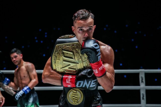 Jonathan Di Bella vyhráva ocenenie Kickboxer roka 2025 ONE Championship
