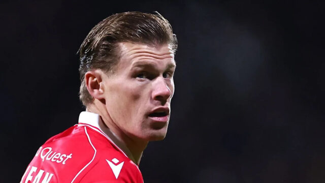 Kapitán klubu McClean opustí Wrexham
