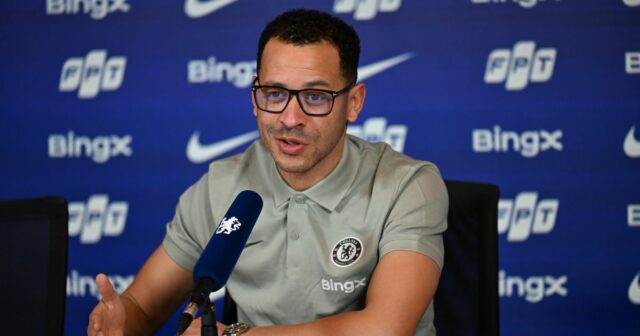 Každé slovo, ktoré Liam Rosenior povedal na adresu Colea Palmera, Liam Rosenior