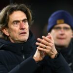 Thomas Frank oceňuje fanúšikov Spurs po zápase Premier League medzi Brentfordom a Tottenhamom Hotspur na Gtech Community Stadium