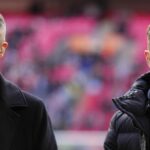 Keane kritizoval za „zatrpknutosť“ nad sporom medzi Carrickom a Nevillom, ktorý „prikývol“ na svojho neúspešného manažéra