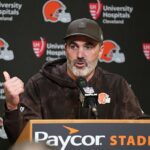 Atlanta Falcons sú na pokraji angažovania bývalého hlavného trénera Browns Kevina Stefanského