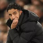 Tony Pulis hovorí na podcaste