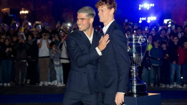 Koľko peňazí zarobili Carlos Alcaraz a Jannik Sinner na výstave Koľko peňazí zarobili Carlos Alcaraz a Jannik Sinner na výstave v Južnej Kórei