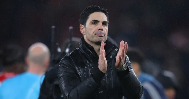 Tréner Arsenalu Mikel Arteta.