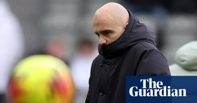 SÚBOROVÁ FOTOGRAFIA: Premier League - Newcastle United vs Chelsea SÚBOROVÁ FOTOGRAFIA: Futbal Futbal - Premier League - Newcastle United vs Chelsea - St. James' Park, Newcastle, Británia - 20. decembra 2025 Manažér Chelsea Enzo Maresca počas rozcvičky pred zápasom REUTERS/Scott Heppell LEN PRE REDAKČNÉ POUŽITIE. NEPOUŽÍVAJTE S NEOPRÁVNENÝM ZVUKOM, VIDEÁMI, ÚDAJMI, ZOZNAMI ROZHRANÍ, LOGA KLUBOV/LIGY ALEBO SLUŽBAMI „NAŽIVO“. ONLINE POUŽITIE V ZÁPASOCH OBMEDZENÉ NA 120 OBRÁZKOV, BEZ EMULÁCIE VIDEA. ŽIADNE POUŽITIE V STÁVKOVANÍ, HRÁCH ALEBO PUBLIKÁCIÁCH PRE JEDNOKLUBOV/LIGA/HRÁČOV. KONTAKTUJTE ZÁSTUPCU SVOJHO ÚČTU PRE ĎALŠIE PODROBNOSTI../File Photo