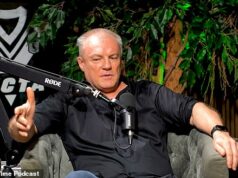 Kontroverzný futbalový reportér Paul Kent otvára svoju diagnózu rakoviny a odhaľuje, ako si uvedomil, že trpí hroznou chorobou Paul Kent (na obrázku) nadvihol kryt toho, ako zistil, že má rakovinu počas svojho podcastu Kenty Prime Time