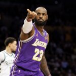 Lakers rally pre neskoré vedenie, ale zaváha v cieli v strate na Bucks