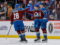 Lavínová jaskyňa v bojujúcich Senátoroch s útočným výbuchom NHL: Ottawa Senators v Colorade Avalanche